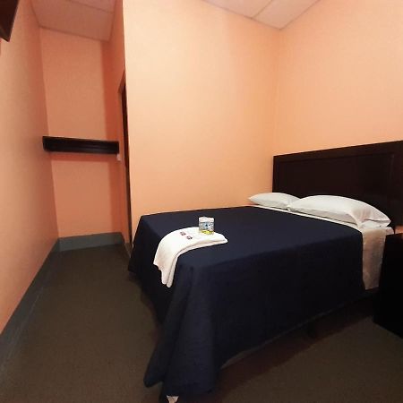 Hotel Fuentes Guatemala City ภายนอก รูปภาพ