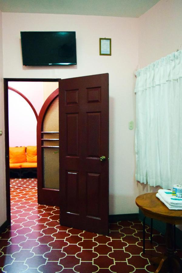Hotel Fuentes Guatemala City ภายนอก รูปภาพ