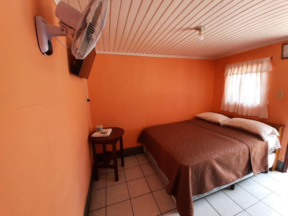 Hotel Fuentes Guatemala City ภายนอก รูปภาพ